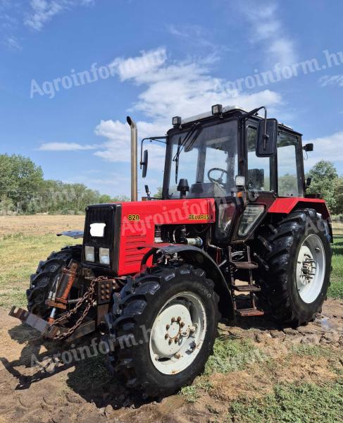 Mtz 820.2 traktor Új gumikkal
