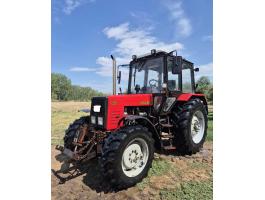 Mtz 820.2 traktor Új gumikkal