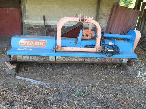 Mulcsozó Stark KDX-240 eladó Mulcsozó Stark KDX-240 eladó