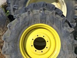 John Deere szerelt kerékszett 6000-es szérián volt