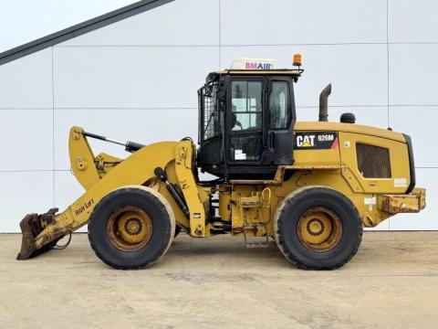 Caterpillar 926M / 2019 / 17 460 üzemóra / Lízing 20%-tól