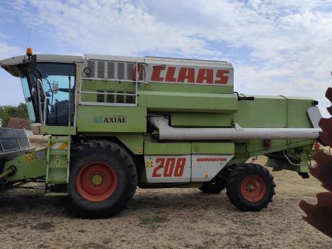 Claas Mega 208 gabonaadapter + szállítókocsi