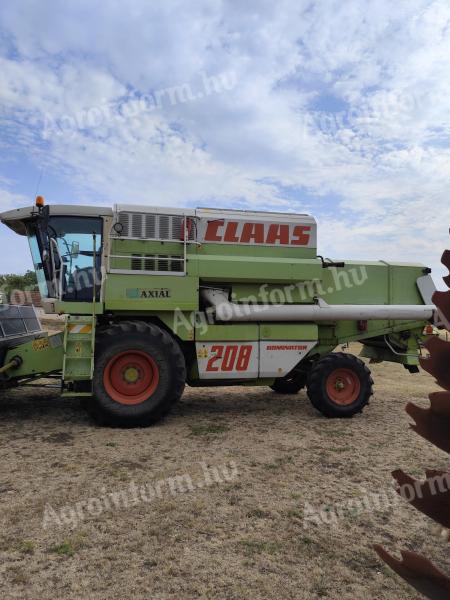 Claas Mega 208 gabonaadapterrel + szállítókocsival