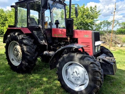 Mtz 820.4 klímás traktor