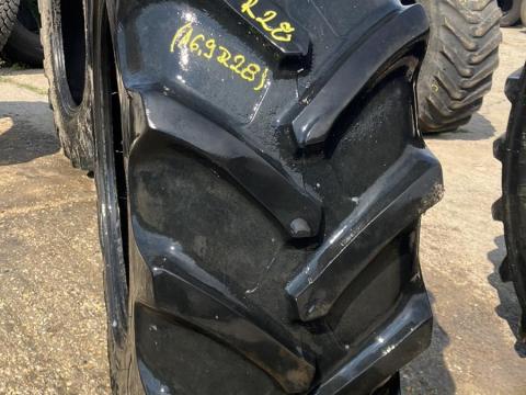 420/85R28 Continental SVT mezőgazdasági gumiköpeny 420/85R28 Continental SVT mezőgazdasági gumiköpeny