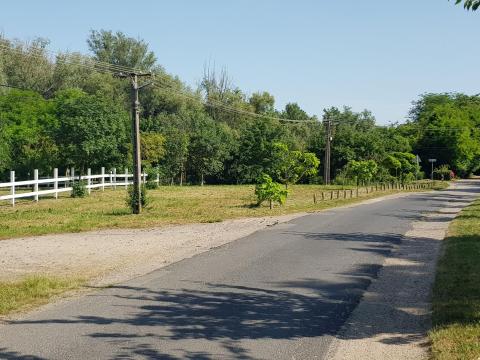 1900 m2 belterületi telek kifejezetten jó helyen