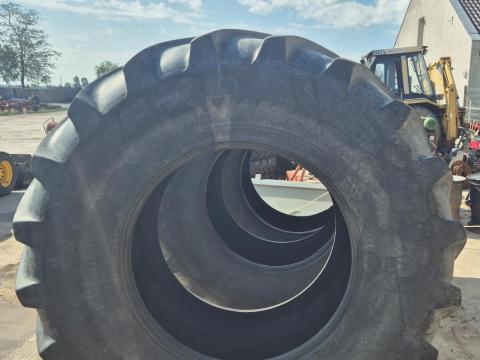 MICHELIN 650/85 R38-as traktorgumi MICHELIN 650/85 R38-as traktorgumi