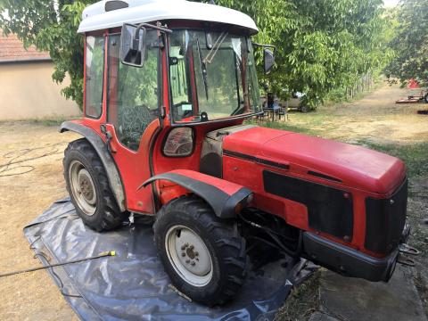 Antonio Carraro TRF 7400