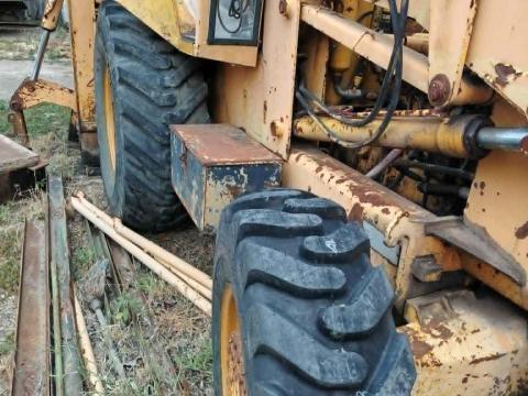 JCB 3CX traktorkotró eladó