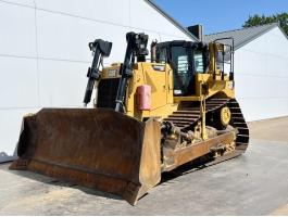 Caterpillar D8T LGP / 2016 / 16 810 üzemóra / Lízing 20%-tól