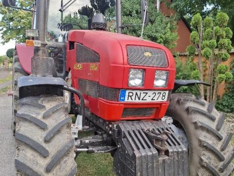 Belarus (MTZ) 1221.5 traktor – 2014-es évjárat, 5230 üzemórával, friss műszakival, megkímélt állapotban eladó Belarus (MTZ) 1221.5 traktor – 2014-es évjárat, 5230 üzemórával, friss műszakival, megkímélt állapotban eladó