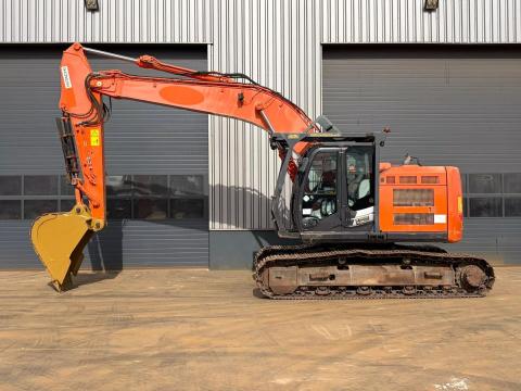 Hitachi ZX225US5LC / 2018 / 7554 üzemóra / Lízing 20%-tól Hitachi ZX225US5LC / 2018 / 7554 üzemóra / Lízing 20%-tól