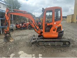 Kubota U 35-3 alpha 3 / 2015 / 2864 h üzemóra / Lízing 20%-tól
