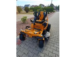 Cub Cadet profi fűnyíró traktor