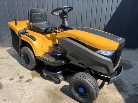 STIGA C 300 Akkumulátoros Traktor STIGA C 300 Akkumulátoros Traktor