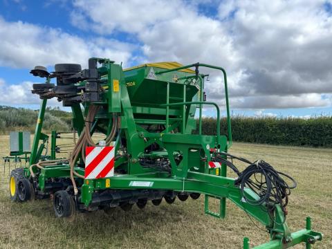 John Deere 750A 4m direkt vetőgép eladó! ITLS John Deere 750A 4m direkt vetőgép eladó! ITLS