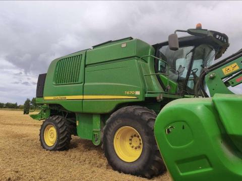 John Deere T670 - 0%Áfa-Leszállítva- 2530/1678 órás John Deere T670 - 0%Áfa-Leszállítva- 2530/1678 órás