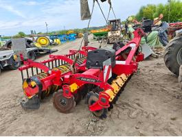 VADERSTAD CARRIER 300, 3 MÉTERES FÜGGESZTETT RÖVIDTÁRCSA,  STEELRUNNER HENGERREL