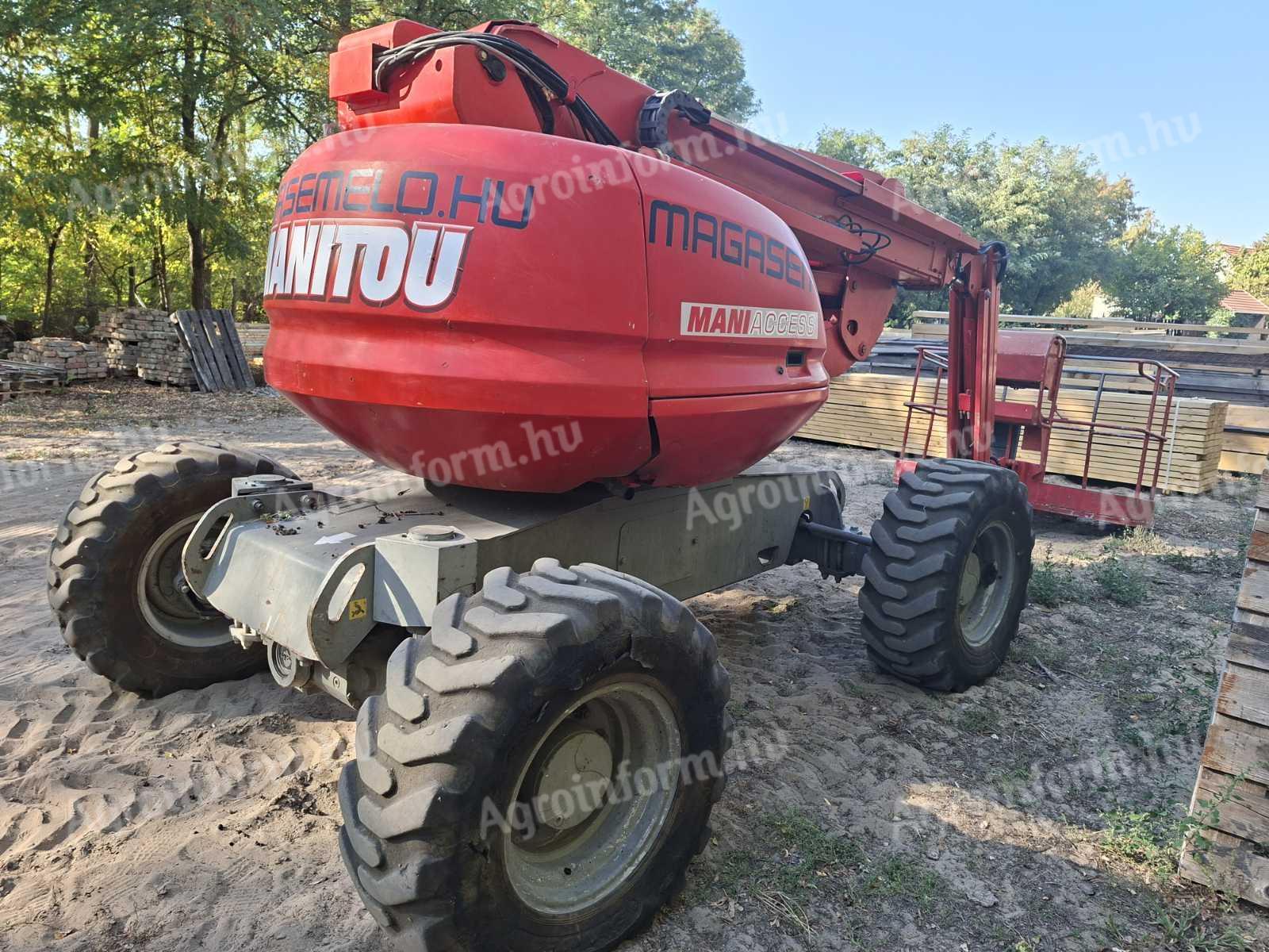 Manitou 160 ATJ kosaras emelő - Bács-Kiskun vármegye 6237 Kecel ...