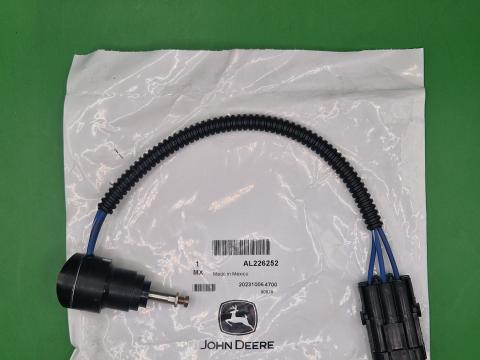 JOHN DEERE VONÓERŐ SZENZOR OE., KÉSZLETEN, KEDVEZŐ ÁRON! JOHN DEERE VONÓERŐ SZENZOR OE., KÉSZLETEN, KEDVEZŐ ÁRON!