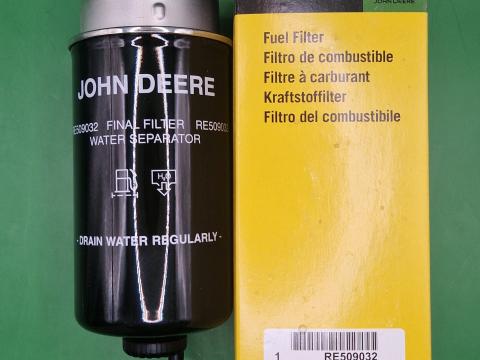 RE509032 – JOHN DEERE ÜZEMANYAGSZŰRŐ OE., KÉSZLETEN, KEDVEZŐ ÁRON! RE509032 – JOHN DEERE ÜZEMANYAGSZŰRŐ OE., KÉSZLETEN, KEDVEZŐ ÁRON!