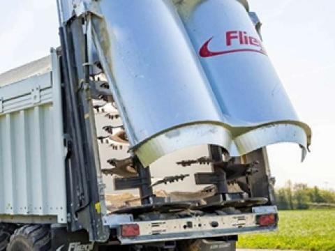 Fliegl Profi V2 tiger trágyaszóró, KÉSZLETEN, KEDVEZŐ ÁRON! 