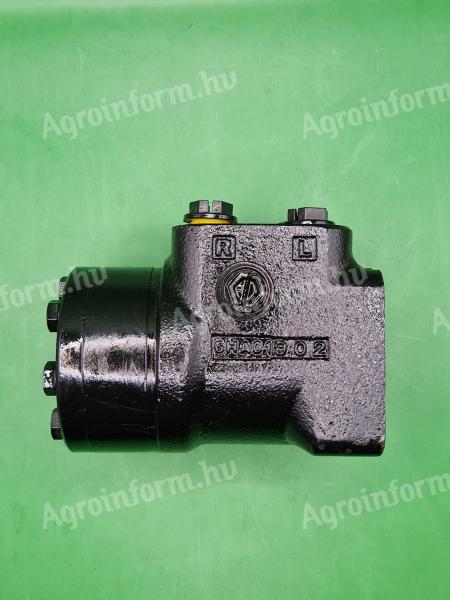 AL218960 / AL237560 – JOHN DEERE KORMÁNYORBIT OE., KÉSZLETEN, KEDVEZŐ ÁRON! 