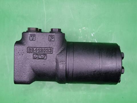 AL222701 / AL237477 – JOHN DEERE KORMÁNYORBIT OE., KÉSZLETEN, KEDVEZŐ ÁRON! 