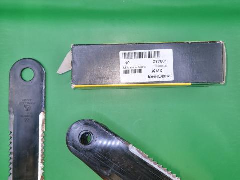 Z77601 – JOHN DEERE SZECSKÁZÓKÉS OE., KÉSZLETEN, KEDVEZŐ ÁRON! Z77601 – JOHN DEERE SZECSKÁZÓKÉS OE., KÉSZLETEN, KEDVEZŐ ÁRON!