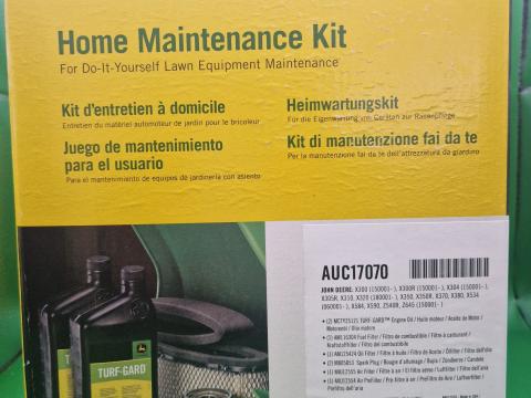 AUC17070 – JOHN DEERE KARBANTARTÓ KÉSZLET OE., KÉSZLETEN, KEDVEZŐ ÁRON! 