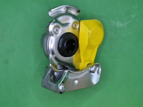 00820204 – LÉGFÉK SÁRGA CSATLAKOZÓ (SZELEP NÉLKÜL) M16X1,5 AM., KÉSZLETEN, KEDVEZŐ ÁRON! 00820204 – LÉGFÉK SÁRGA CSATLAKOZÓ (SZELEP NÉLKÜL) M16X1,5 AM., KÉSZLETEN, KEDVEZŐ ÁRON!