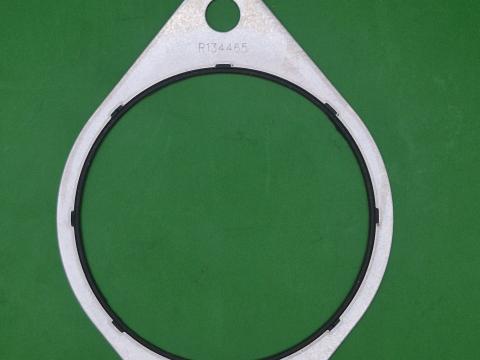 R134465 – JOHN DEERE TÖMÍTÉS OE., KÉSZLETEN, KEDVEZŐ ÁRON! 