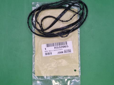 R532065 – JOHN DEERE SZELEPFEDÉL TÖMÍTÉS OE., KÉSZLETEN, KEDVEZŐ ÁRON! 