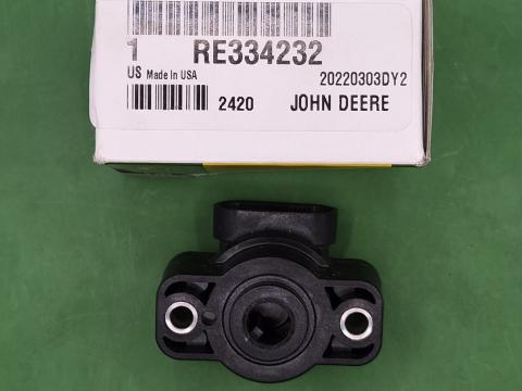 RE334232 – JOHN DEERE EMEL?KAR SZENZOR OE., KÉSZLETEN, KEDVEZŐ ÁRON! 