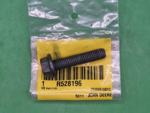 R528196 – JOHN DEERE CSAVAR OE., KÉSZLETEN, KEDVEZŐ ÁRON! 