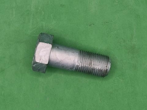 L114080 – JOHN DEERE CSAVAR OE., KÉSZLETEN, KEDVEZŐ ÁRON! 