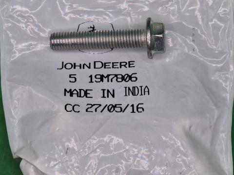 19M7806 – JOHN DEERE CSAVAR OE., KÉSZLETEN, KEDVEZŐ ÁRON! 