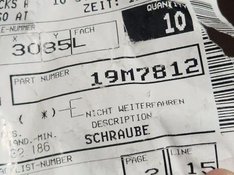 19M7883 – JOHN DEERE CSAVAR OE., KÉSZLETEN, KEDVEZŐ ÁRON! 