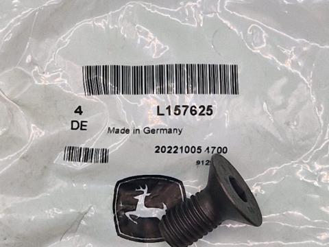 L157625 – JOHN DEERE CSAVAR OE., KÉSZLETEN, KEDVEZŐ ÁRON! 