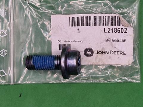 L218602 – JOHN DEERE CSAVAR OE., KÉSZLETEN, KEDVEZŐ ÁRON! 