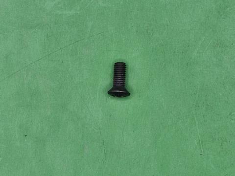 21M7366 – JOHN DEERE CSAVAR OE., KÉSZLETEN, KEDVEZŐ ÁRON! 