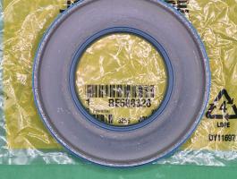 RE588328 – JOHN DEERE SZIMERING OE., KÉSZLETEN, KEDVEZŐ ÁRON! 