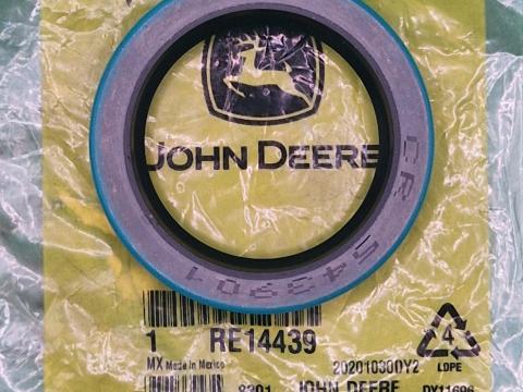 RE14439 – JOHN DEERE SZIMERING OE., KÉSZLETEN, KEDVEZŐ ÁRON! RE14439 – JOHN DEERE SZIMERING OE., KÉSZLETEN, KEDVEZŐ ÁRON!