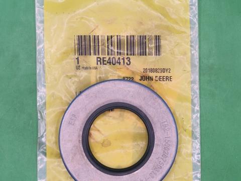RE40413 – JOHN DEERE SZIMERING OE., KÉSZLETEN, KEDVEZŐ ÁRON! 