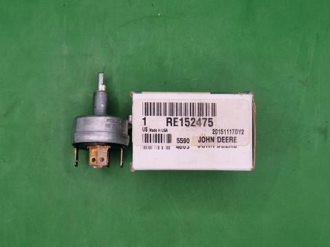 RE152475 – JOHN DEERE VILÁGÍTÁSKAPCSOLÓ OE., KÉSZLETEN, KEDVEZŐ ÁRON! 