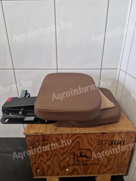 00152075 – JOHN DEERE UTASÜLÉS AM., KÉSZLETEN, KEDVEZŐ ÁRON! 