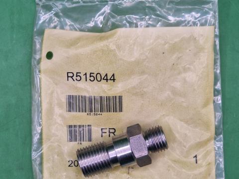 R515044 – JOHN DEERE ÜZEMANYAG CSATLAKOZÓ OE., KÉSZLETEN, KEDVEZŐ ÁRON! 