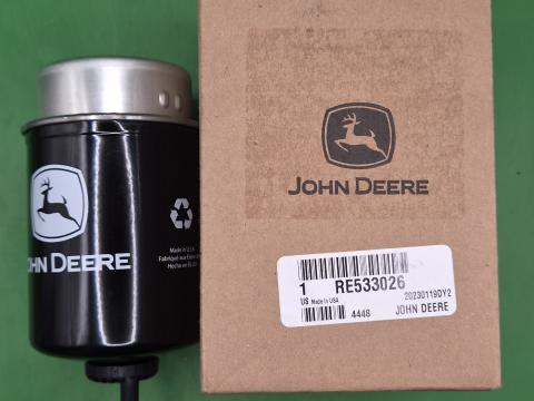 RE533026 – JOHN DEERE ÜZEMANYAGSZŰRŐ OE., KÉSZLETEN, KEDVEZŐ ÁRON! 