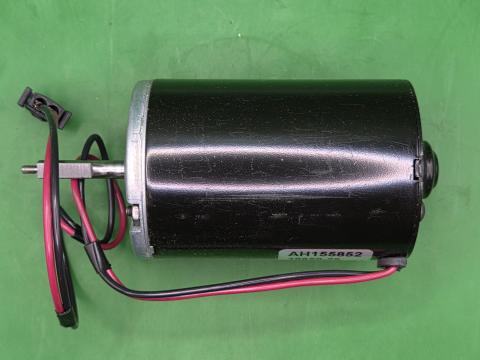 AH155852 – JOHN DEERE FŰTŐVENTILLÁTOR MOTOR OE., KÉSZLETEN, KEDVEZŐ ÁRON! AH155852 – JOHN DEERE FŰTŐVENTILLÁTOR MOTOR OE., KÉSZLETEN, KEDVEZŐ ÁRON!
