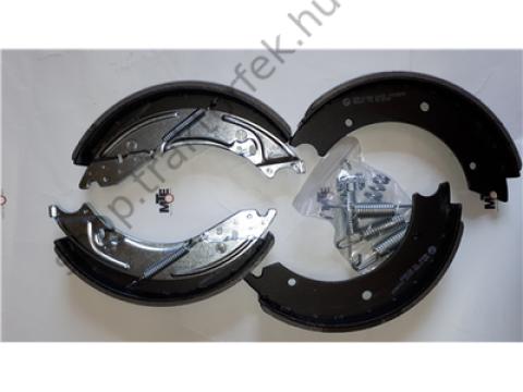 KNOTT fékpofa szett (250x40mm - 4db rugókkal és kiegészítőkkel) KNOTT fékpofa szett (250x40mm - 4db rugókkal és kiegészítőkkel)